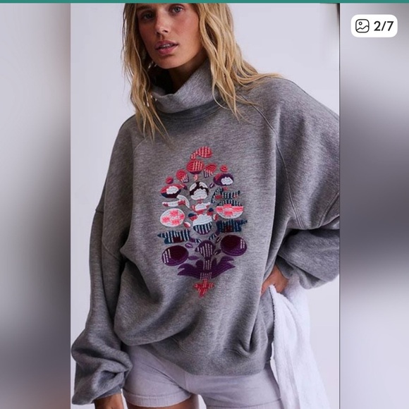 FP Movement by Free People Tops - FP Movement On Your Mark Mock Neck Logo Sweater. Size Small. 🔥 🔥 🔥